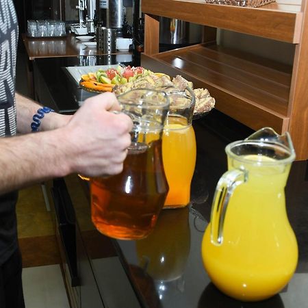 Olympavan Hotel Ереван Екстериор снимка