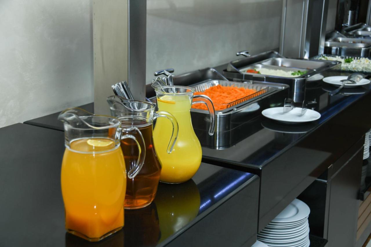 Olympavan Hotel Ереван Екстериор снимка