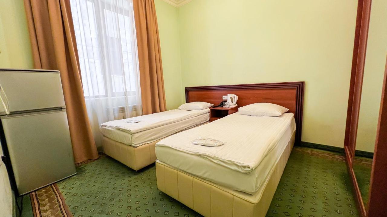 Olympavan Hotel Ереван Екстериор снимка